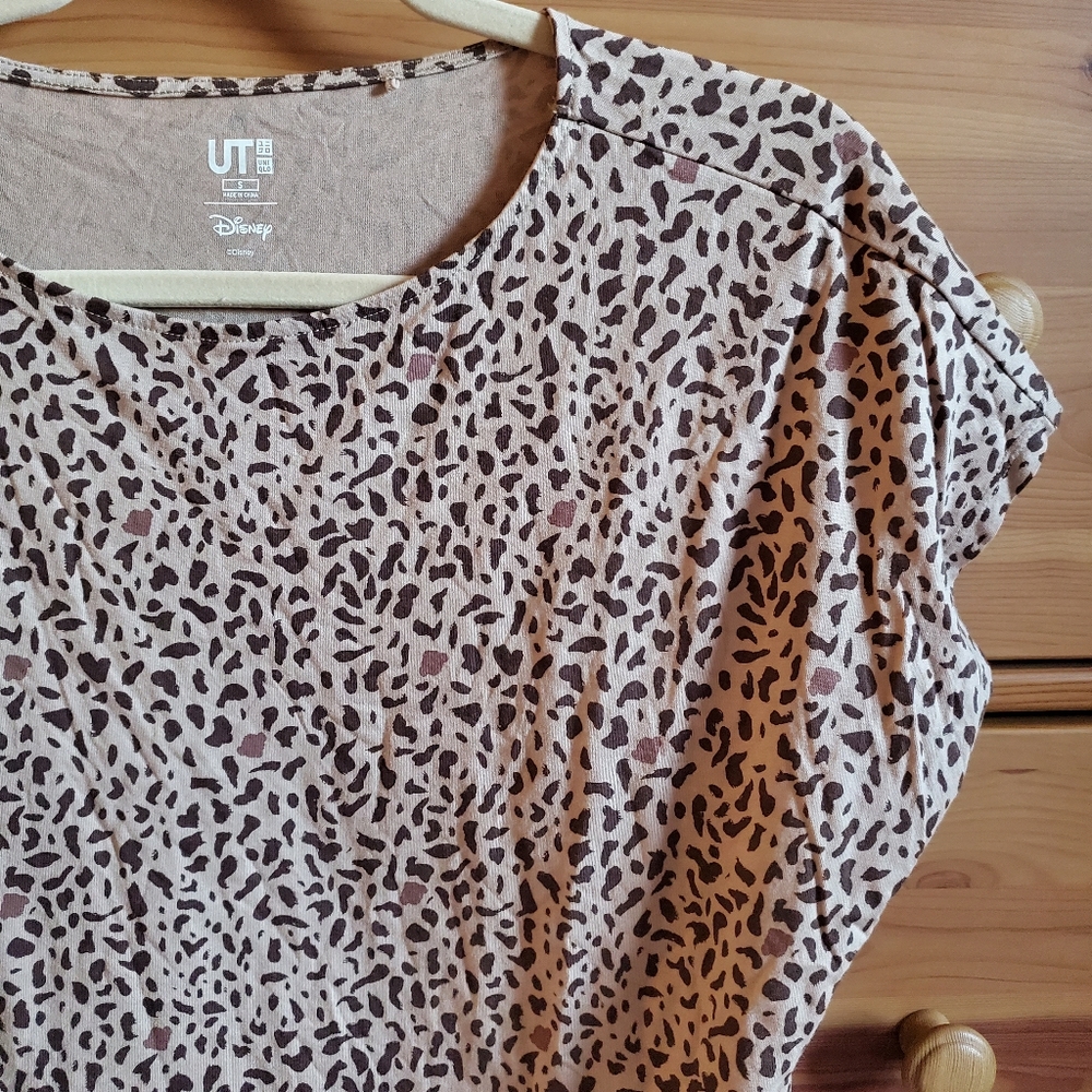 NEW Uniqlo Animal Print Flowy Tee